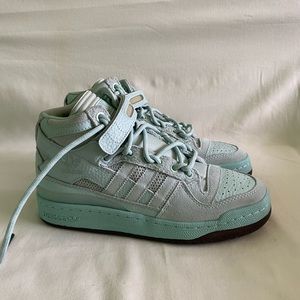 Adidas Ivy Park Forum Mid Mint Green men’s size 7 women’s size 9